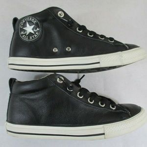 Like new Junior Converse tennis shoes